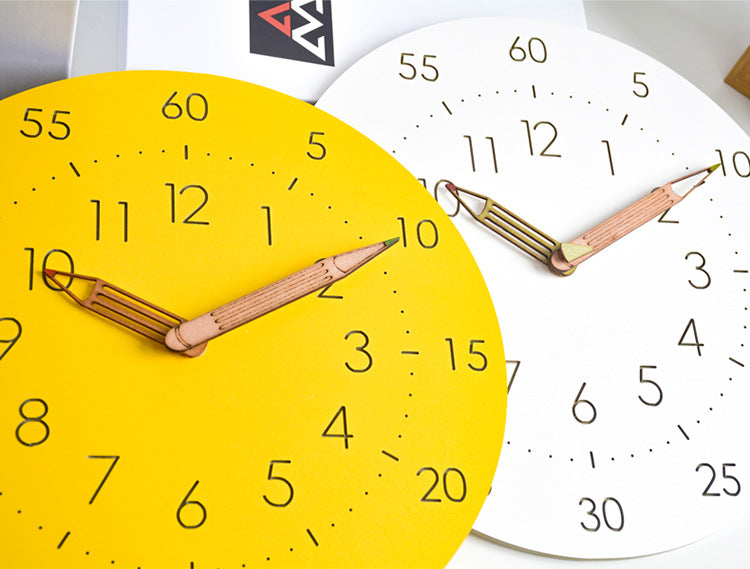 SoftTick - Children's Wall Clock, Analogue and Silent Operation