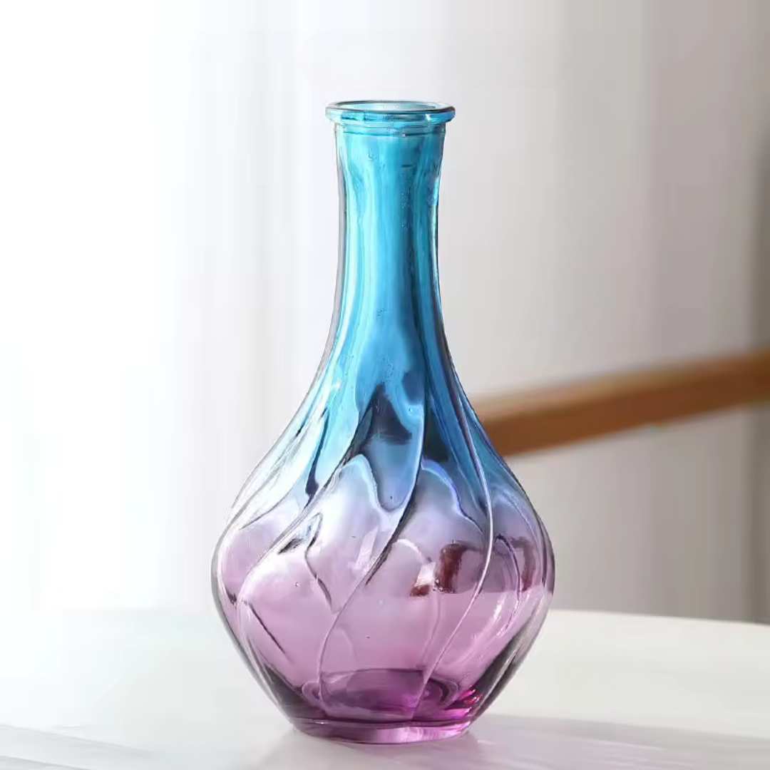 Ilvani Norwegian Vase – Modern Elegance for Stylish Flower Arrangements