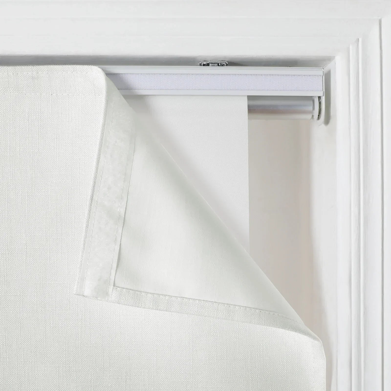 SkyEase - Linen Cordless Roman Blind