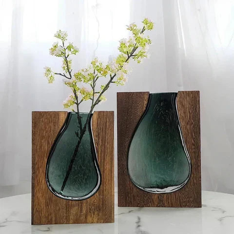 Glass Vase with Solid Wood Rim – Stylish and Natural