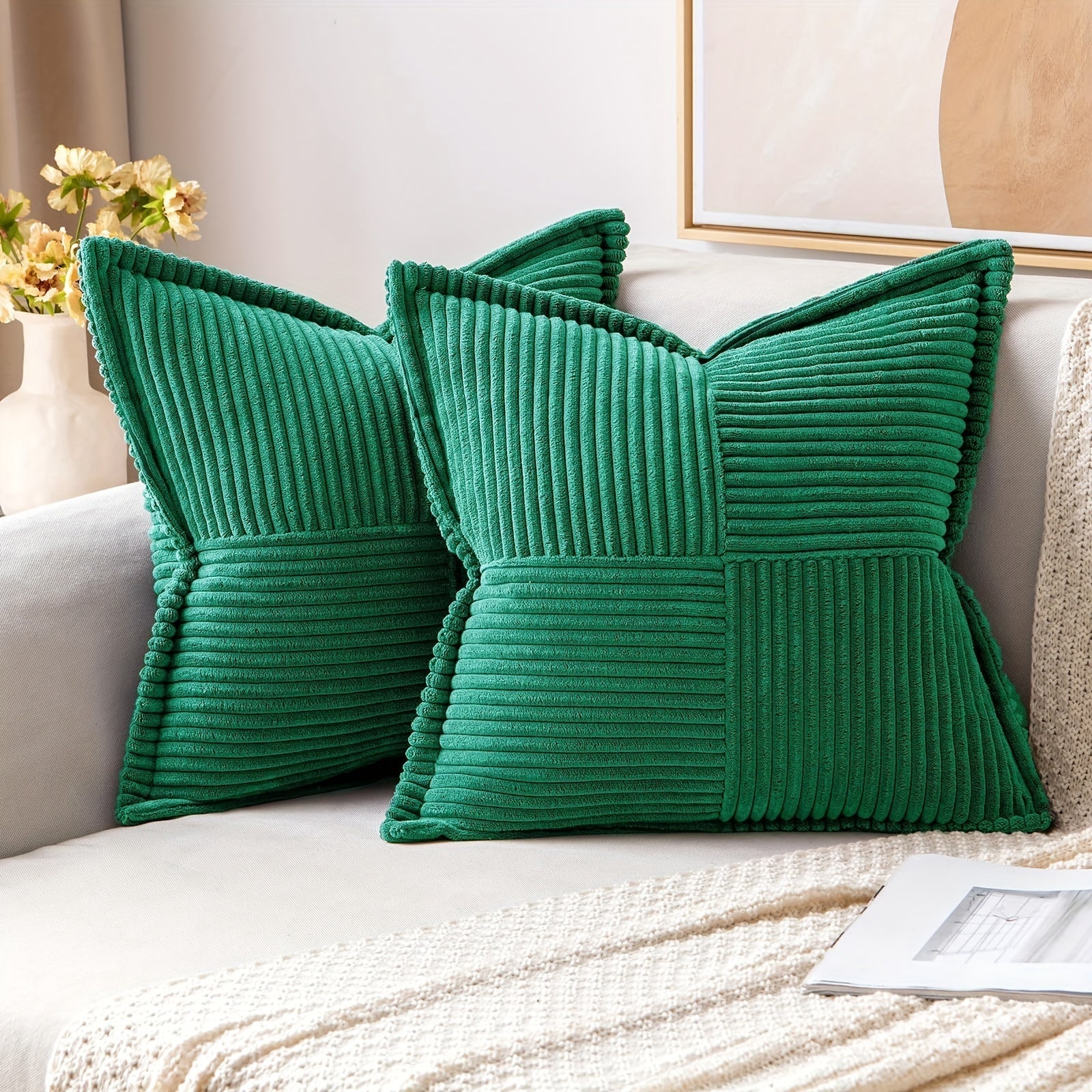 Stylish Polyester Cushion Cover