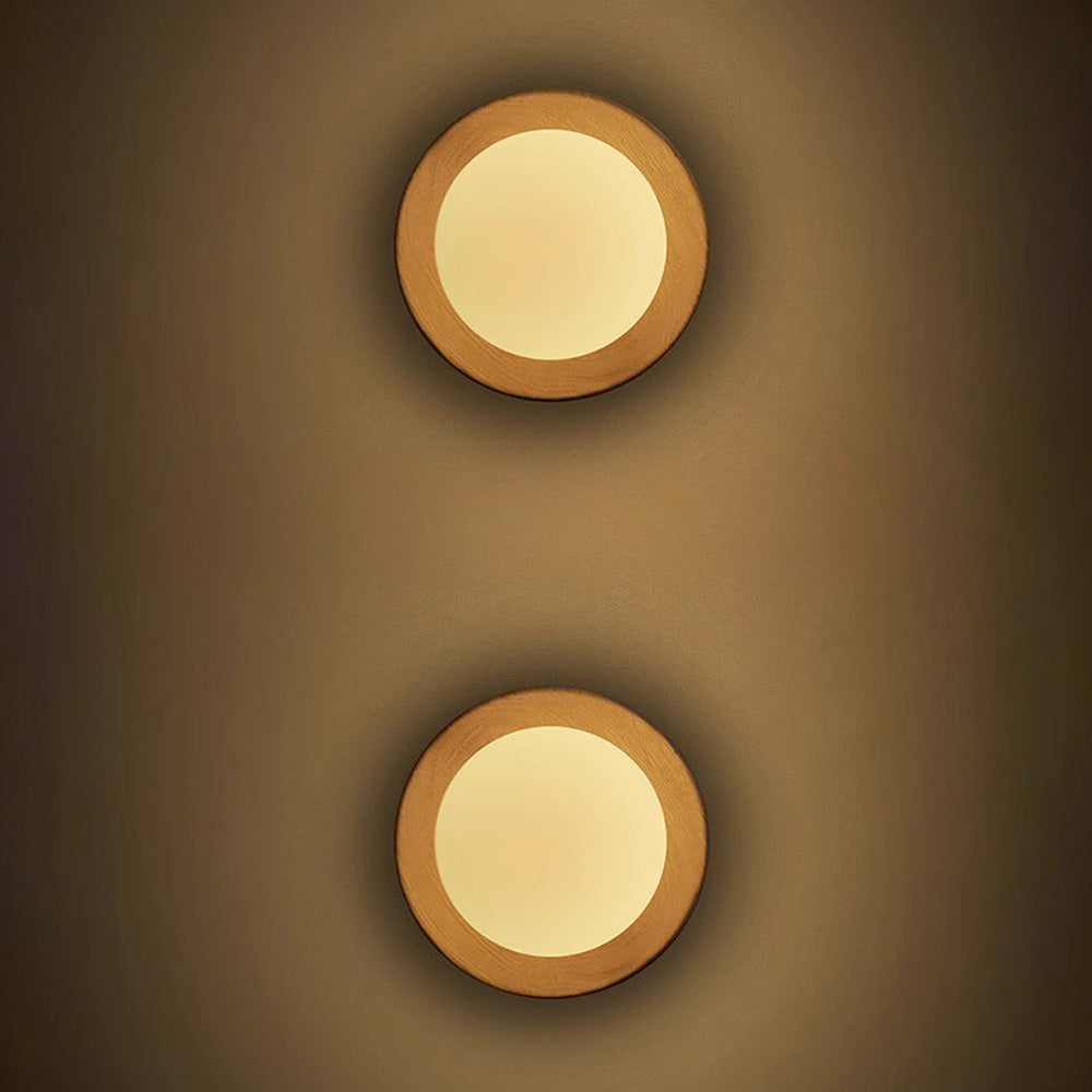 HoutWit - Minimalist Wall Lamp with Wood Accent