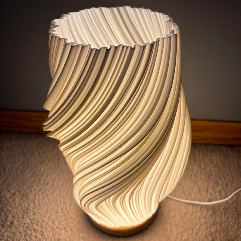 Elegant 3D Desk Lamp - Adjustable and Stylish Lighting