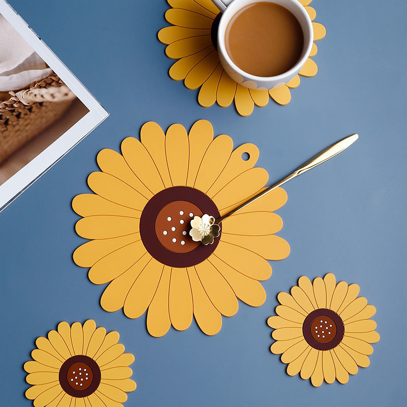 Sunflower Shaped Coffee Coaster – Flexible Non-Slip Coaster