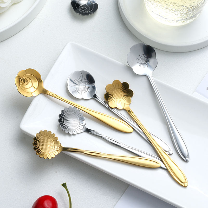 Luxe Cutlery Set in Gold, Silver, Rose Gold & Chrome - RegalGleam | Elegance for Every Table