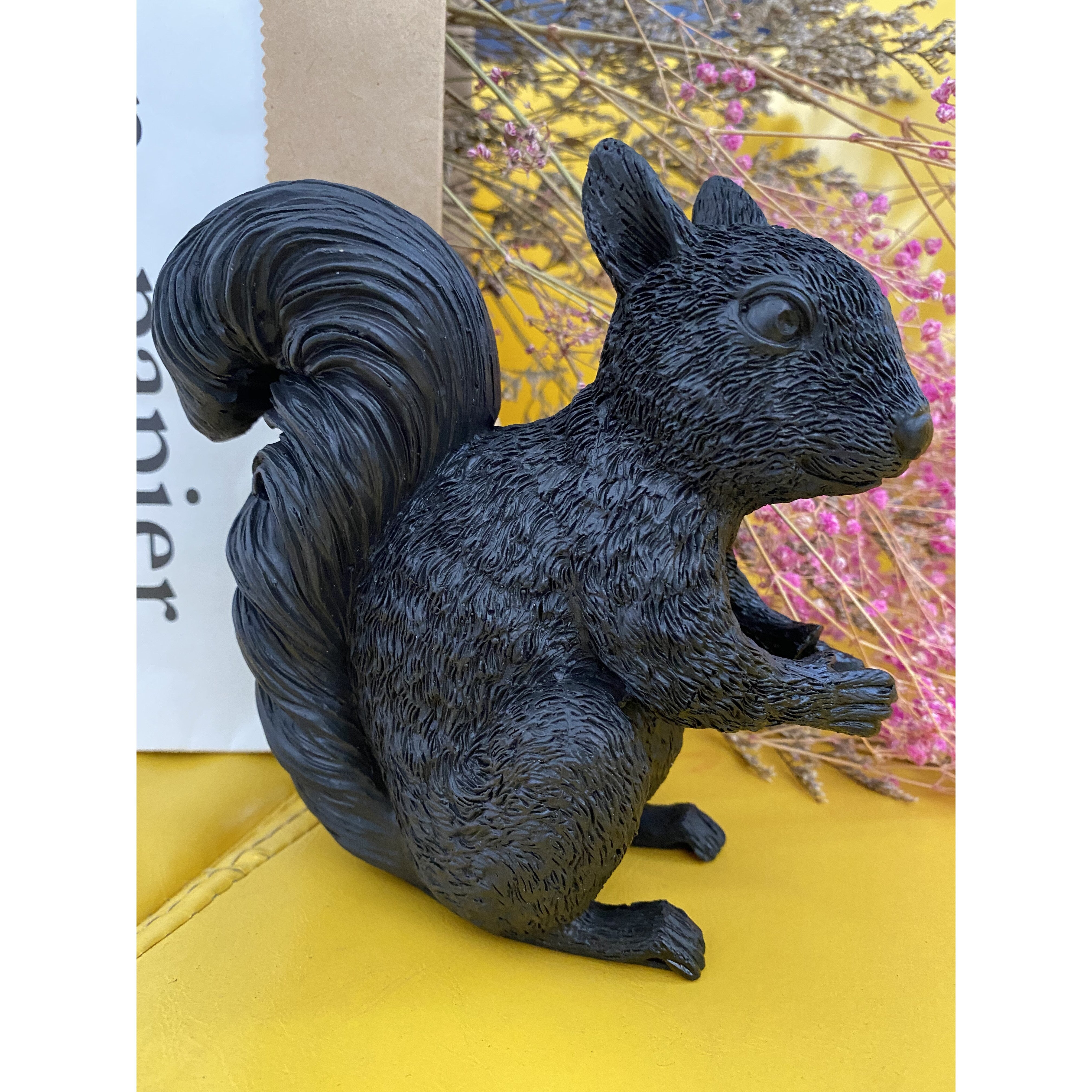 Nordic Designer Cute Squirrel Table Lamp