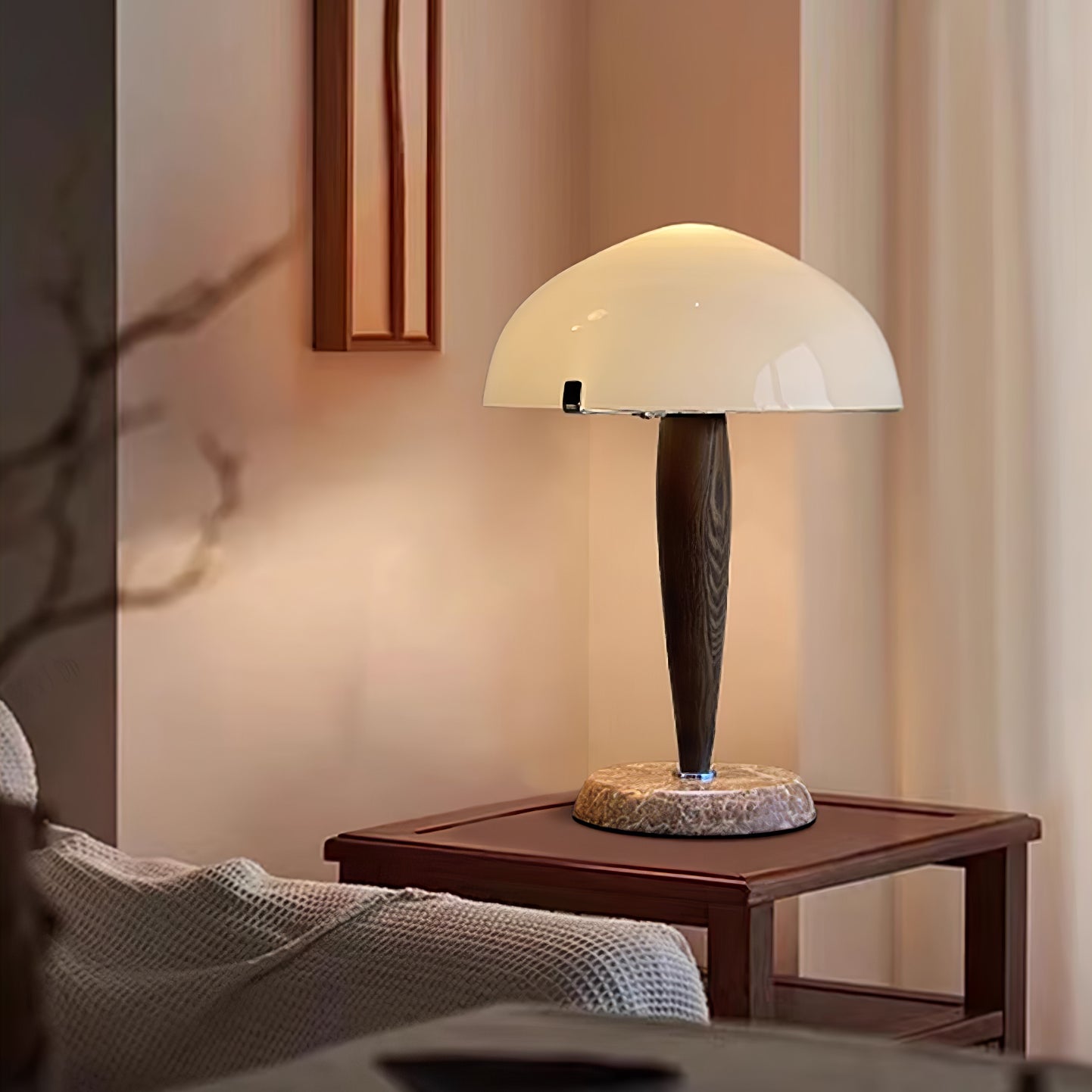 LustraVera - Herman Table Lamp: A Timeless Mix of Literature and Design