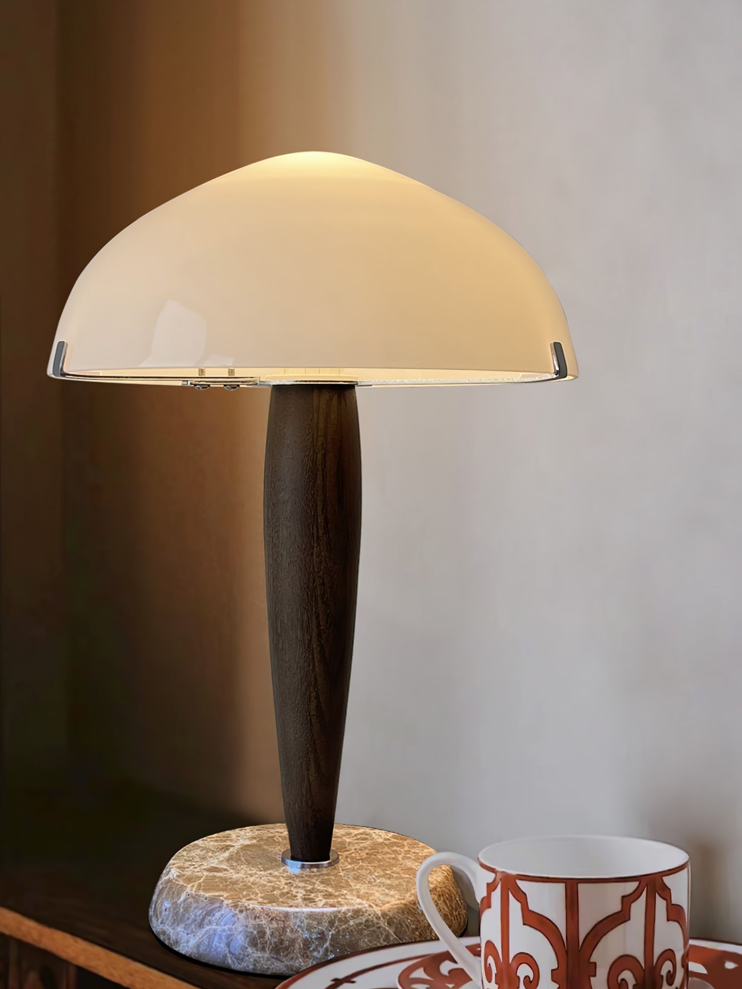 LustraVera - Herman Table Lamp: A Timeless Mix of Literature and Design