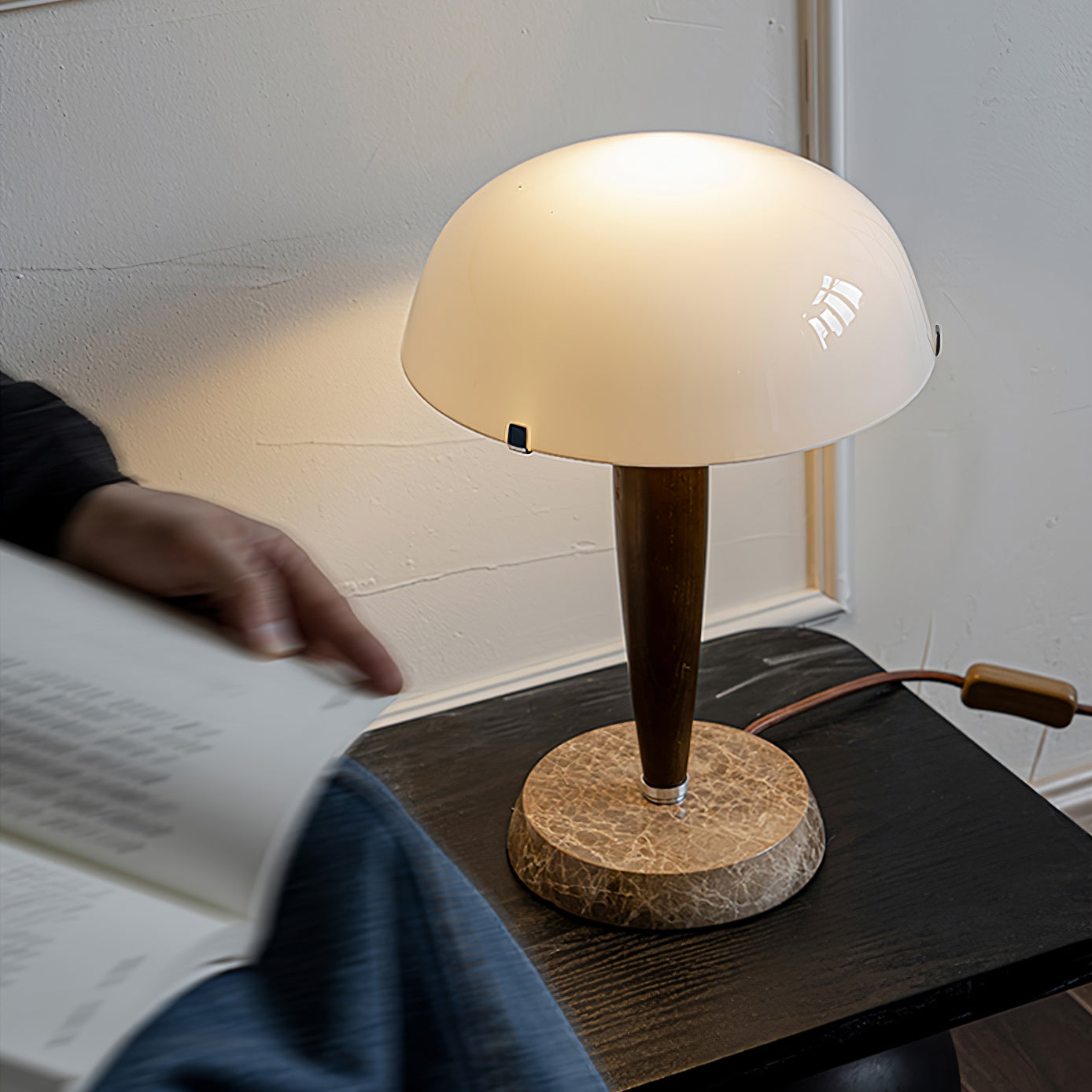 LustraVera - Herman Table Lamp: A Timeless Mix of Literature and Design