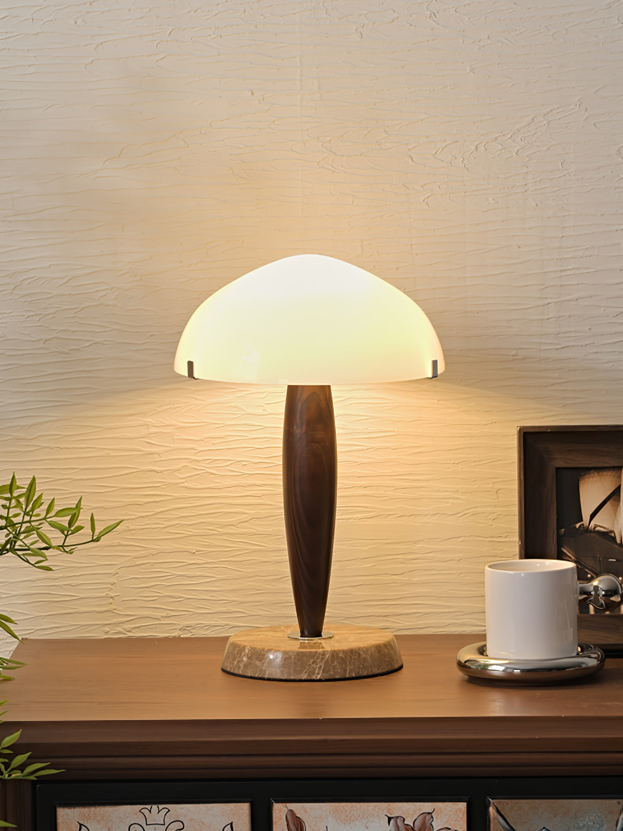 LustraVera - Herman Table Lamp: A Timeless Mix of Literature and Design