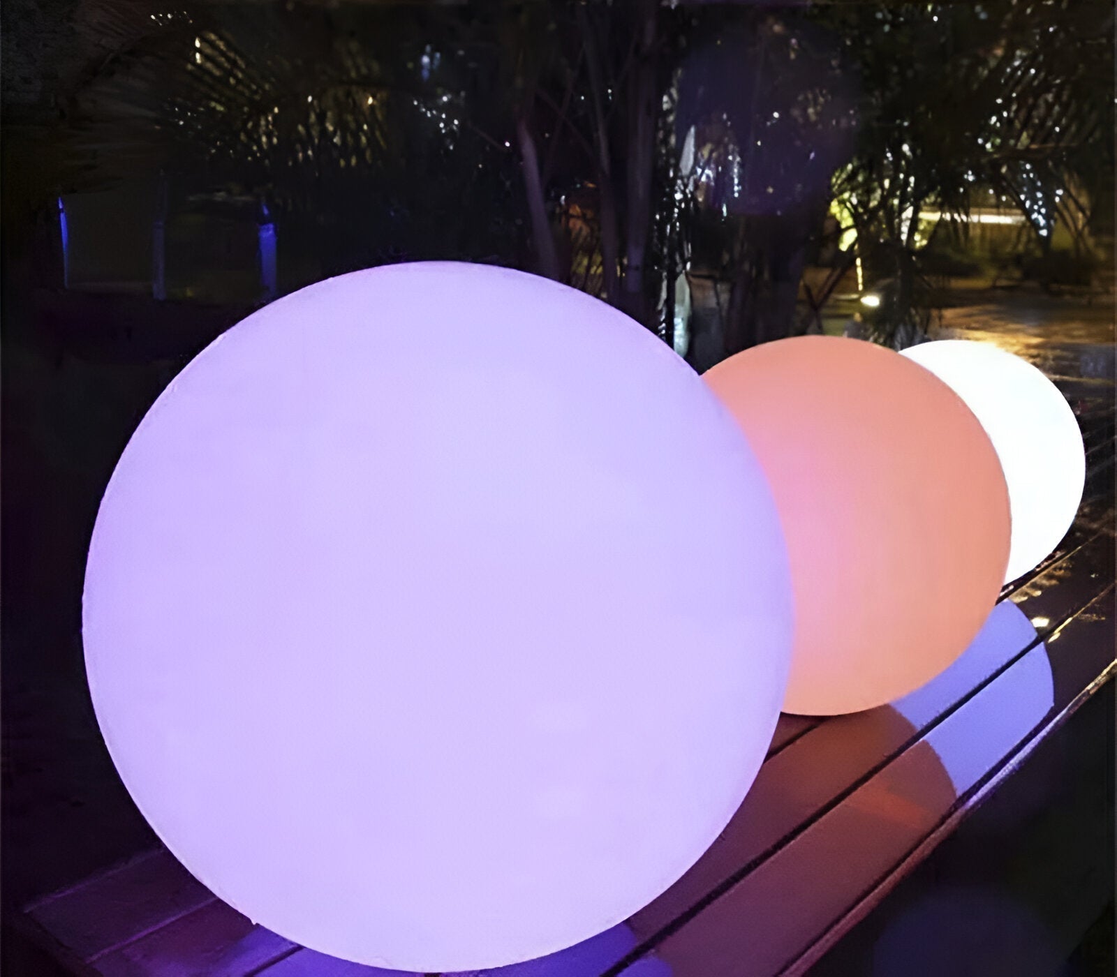 LunaSphere – Colourful LED Balls for Magical Atmospheres