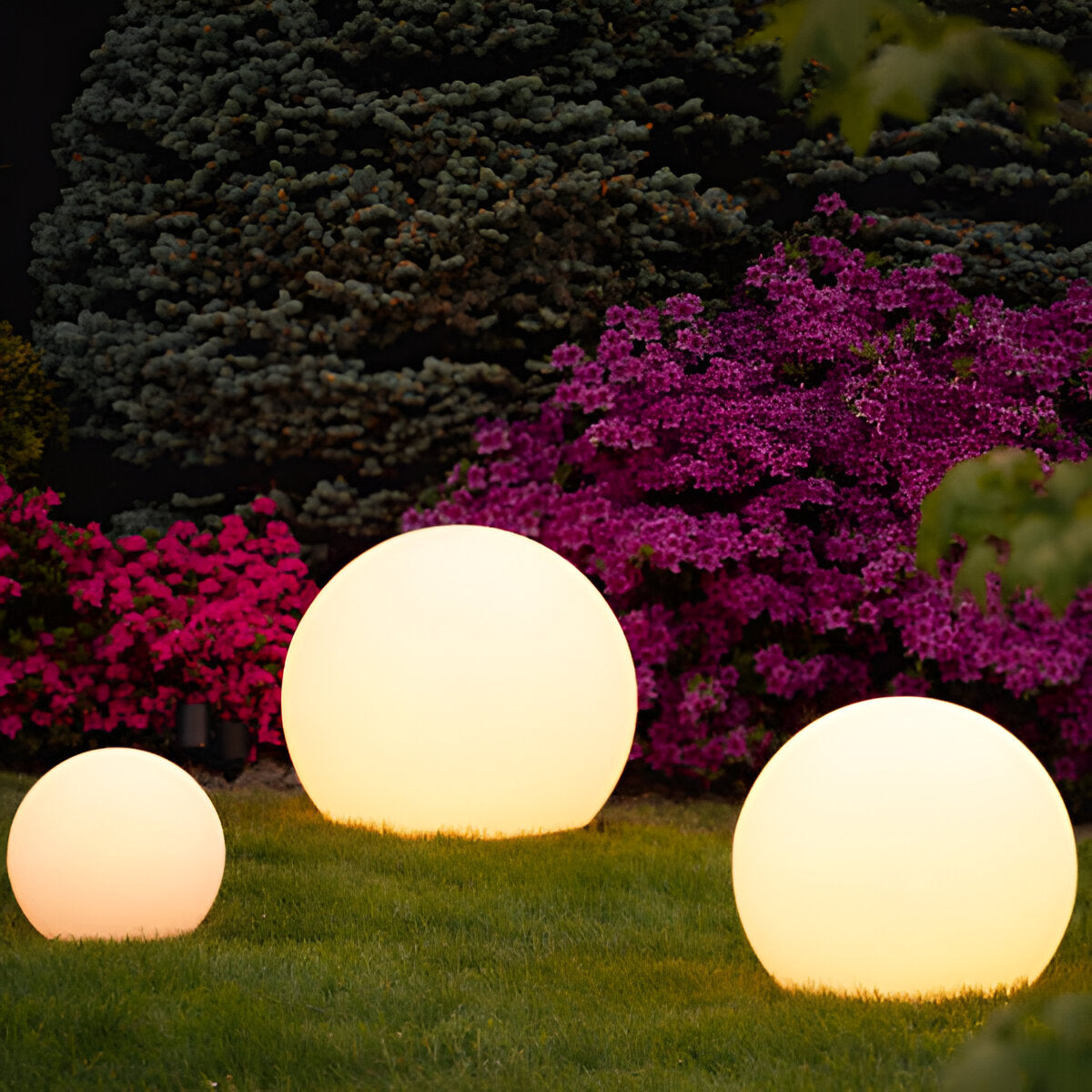 LunaSphere – Colourful LED Balls for Magical Atmospheres