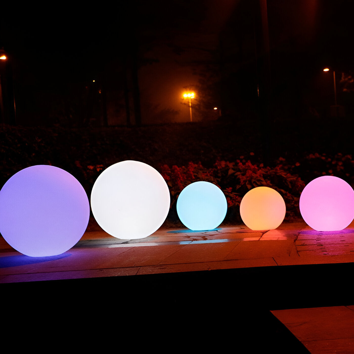 LunaSphere – Colourful LED Balls for Magical Atmospheres