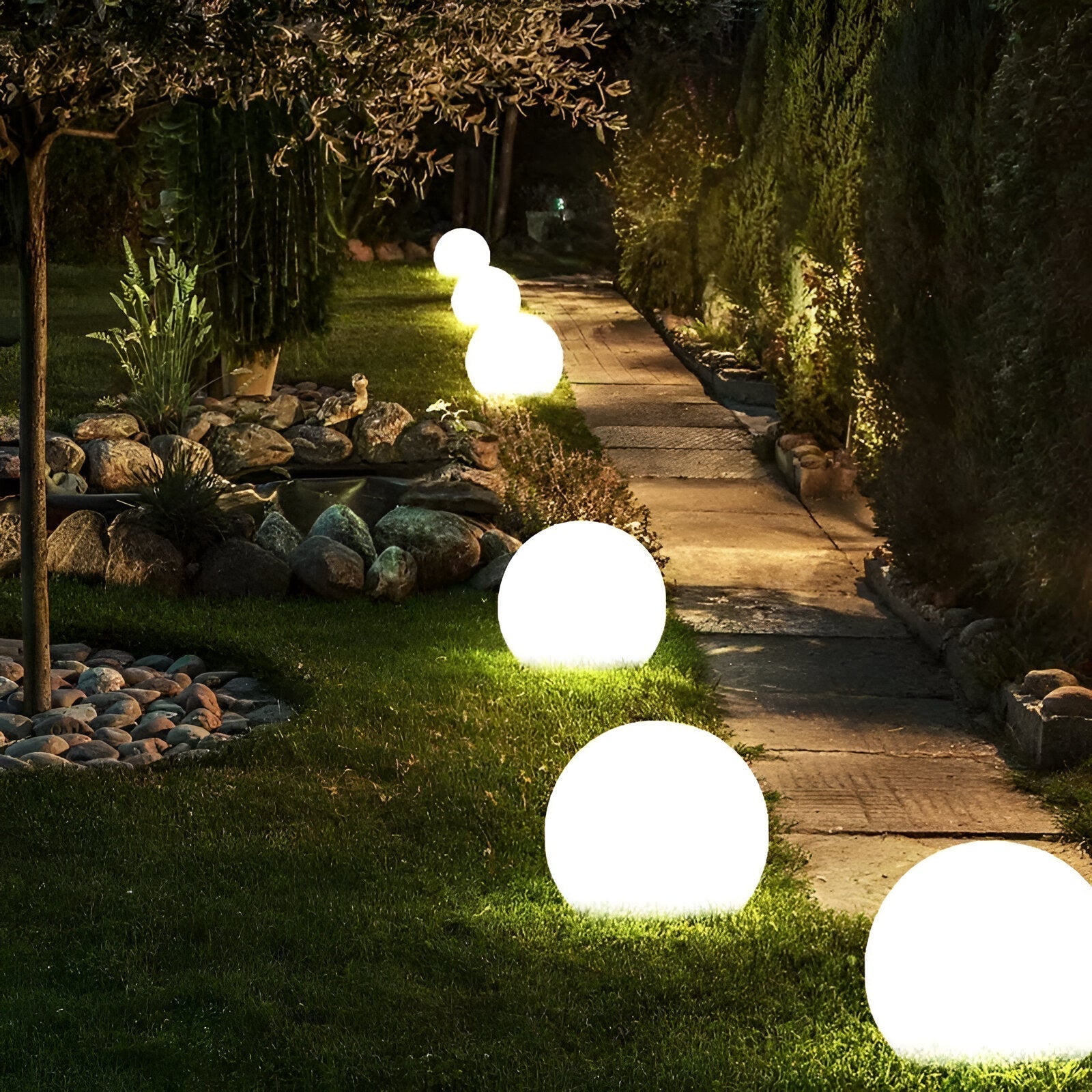 LunaSphere – Colourful LED Balls for Magical Atmospheres