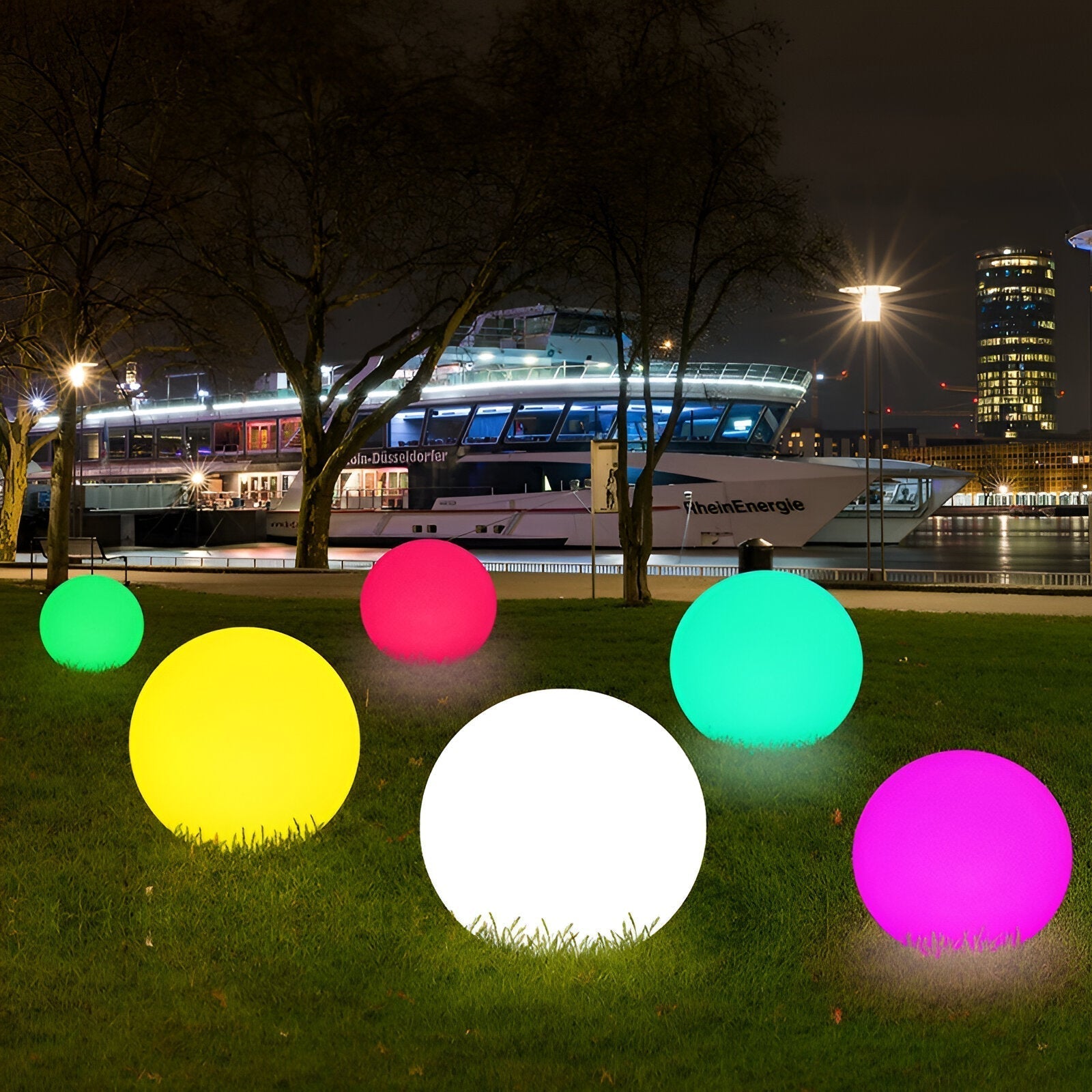 LunaSphere – Colourful LED Balls for Magical Atmospheres