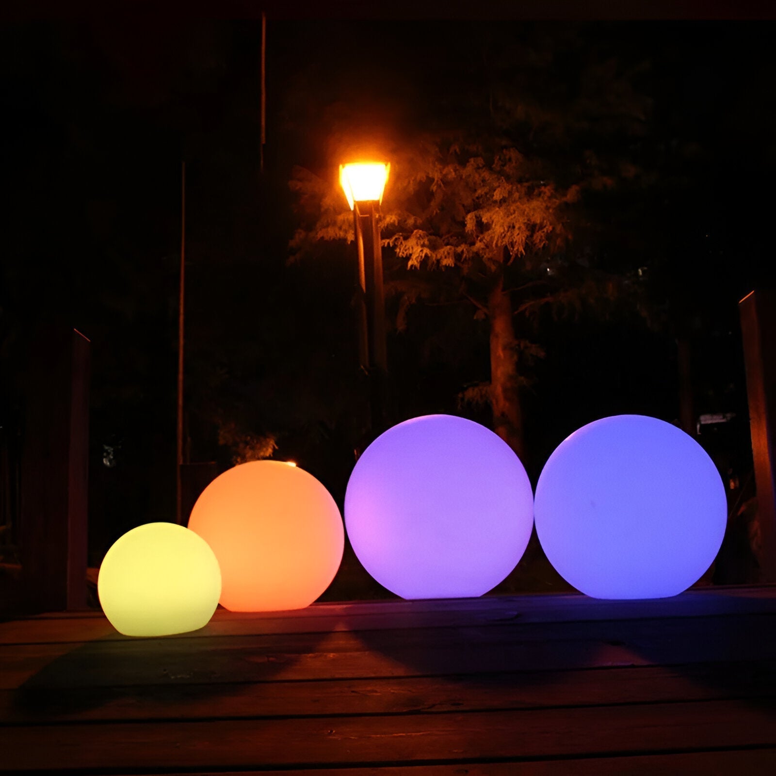 LunaSphere – Colourful LED Balls for Magical Atmospheres