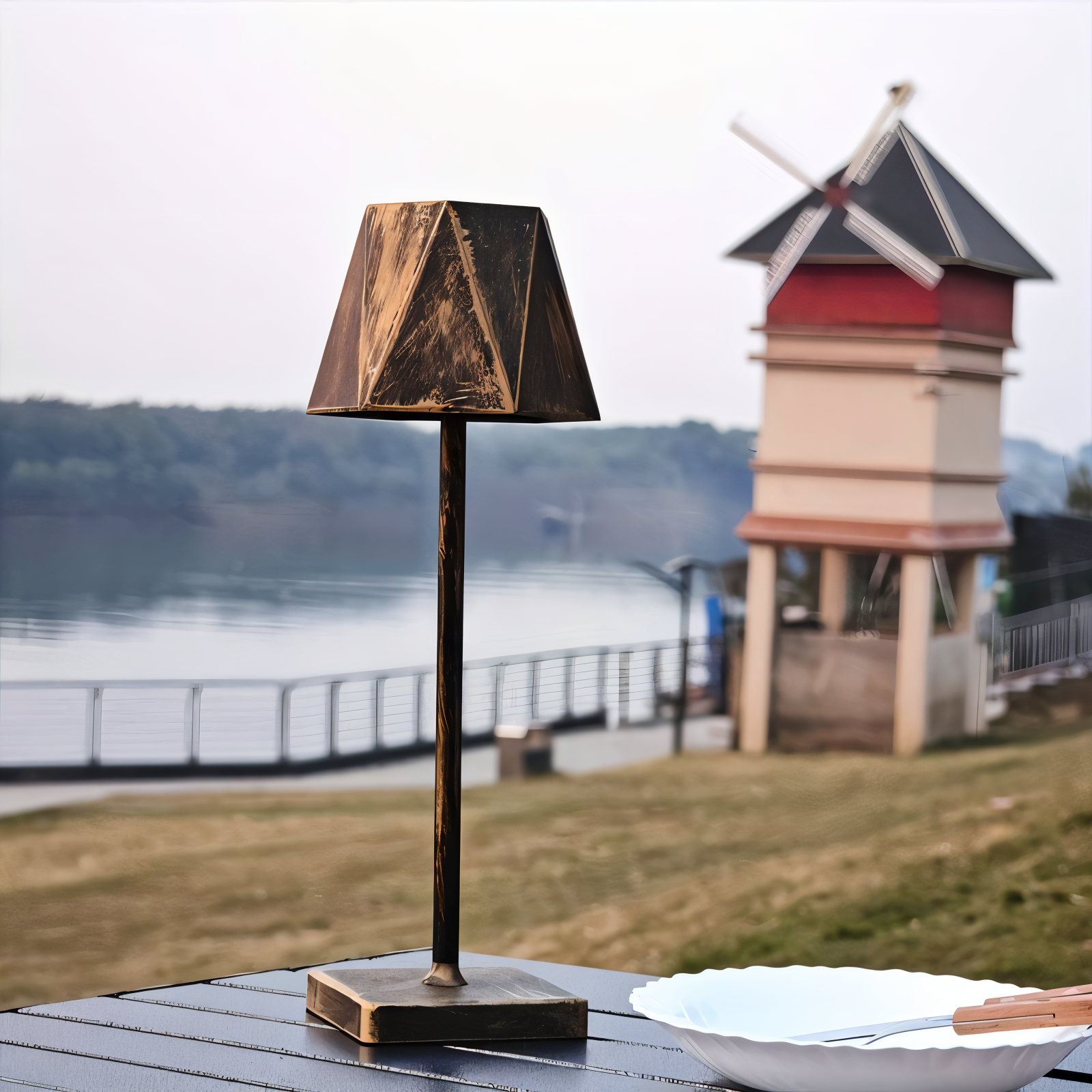 LumiHex - Portable Mood Lamp with Vintage Design