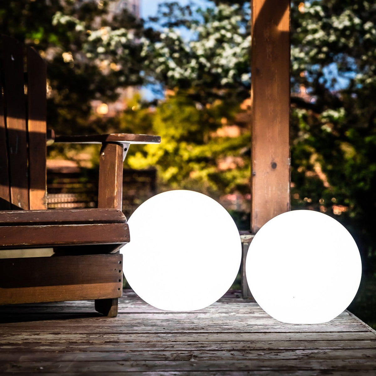 LumeSolis - Modern Portable Lamp for Indoors and Outdoors