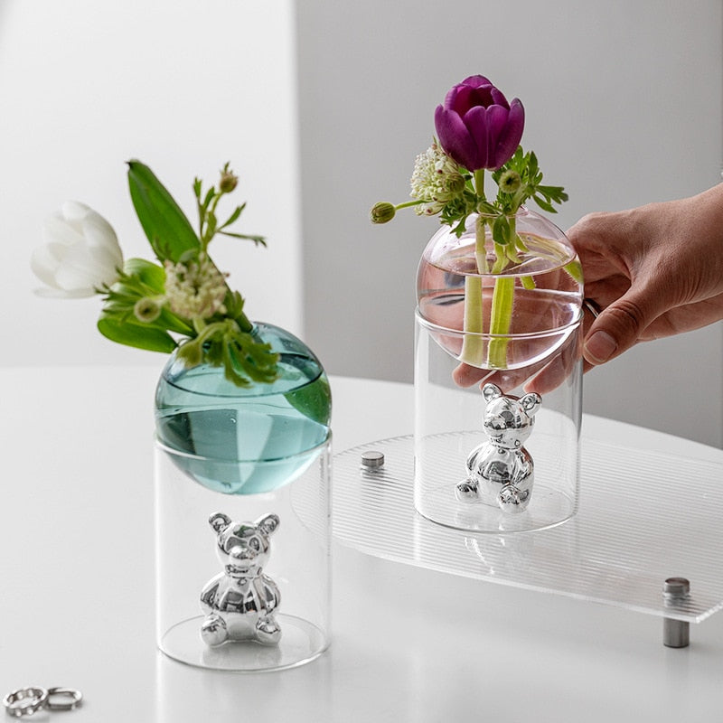 Modern Glass Vase with Bear – Unique and Stylish Decorative Design