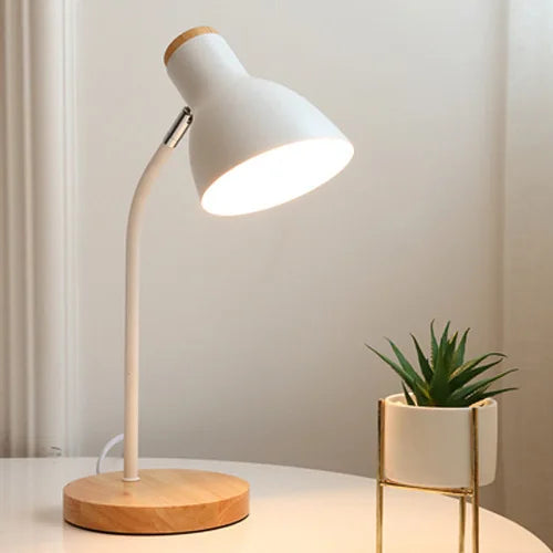 Norwegian Wooden Desk Lamp - Modern, Simple, Creative, Eye Protection for Bedroom