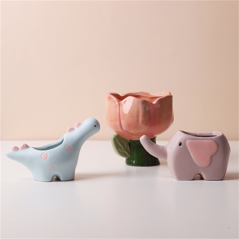 Ceramic Flower Pot in Creative Flower and Animal Shapes - Fun for Indoor and Balcony Use