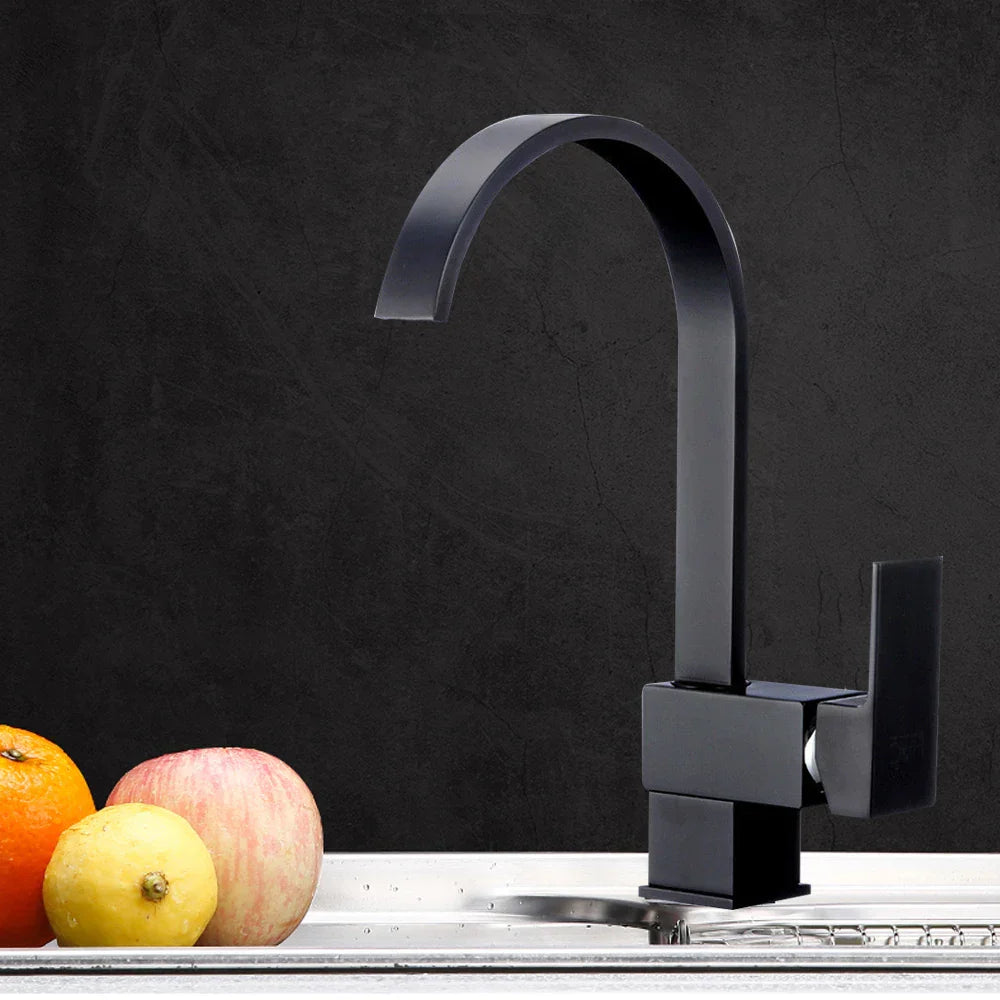 Flat kitchen tap made of solid brass – Sleek matte black finish