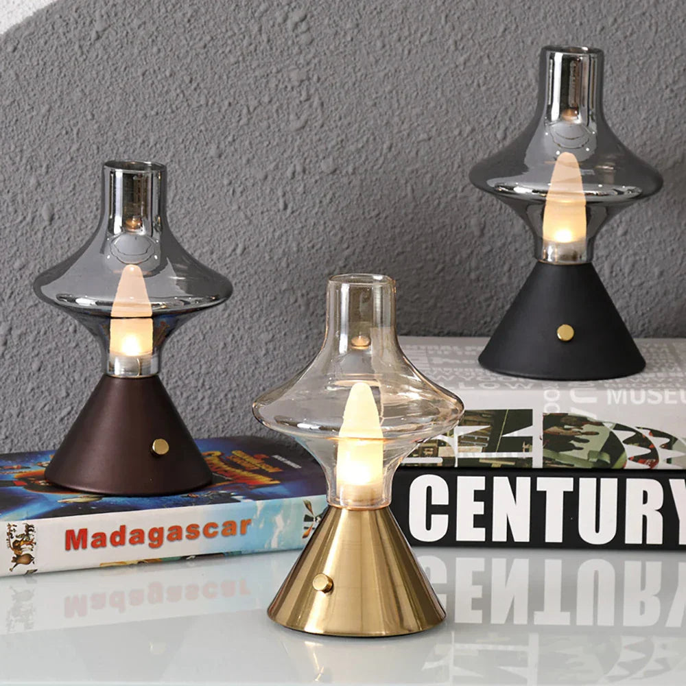 Retro table lamp with LED lighting and touch switch - Atmospheric and rechargeable design for the bedroom