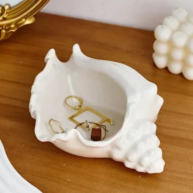 Ceramic Shell-Shaped Storage Bowl – Stylish and Functional