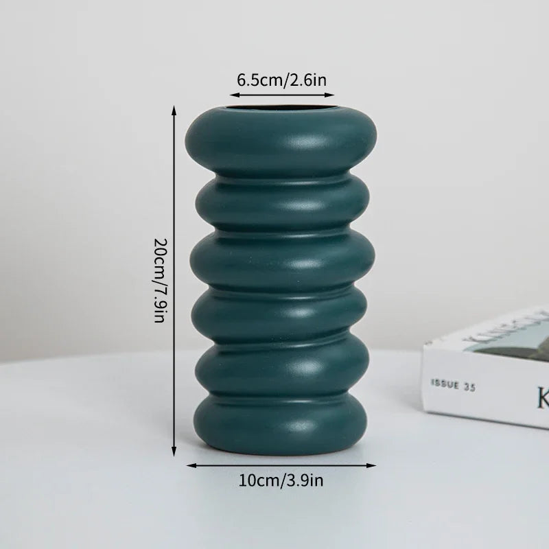 Plastic Flower Vase - Spiral Design, Ideal for Plants and Table Decoration in the Living Room