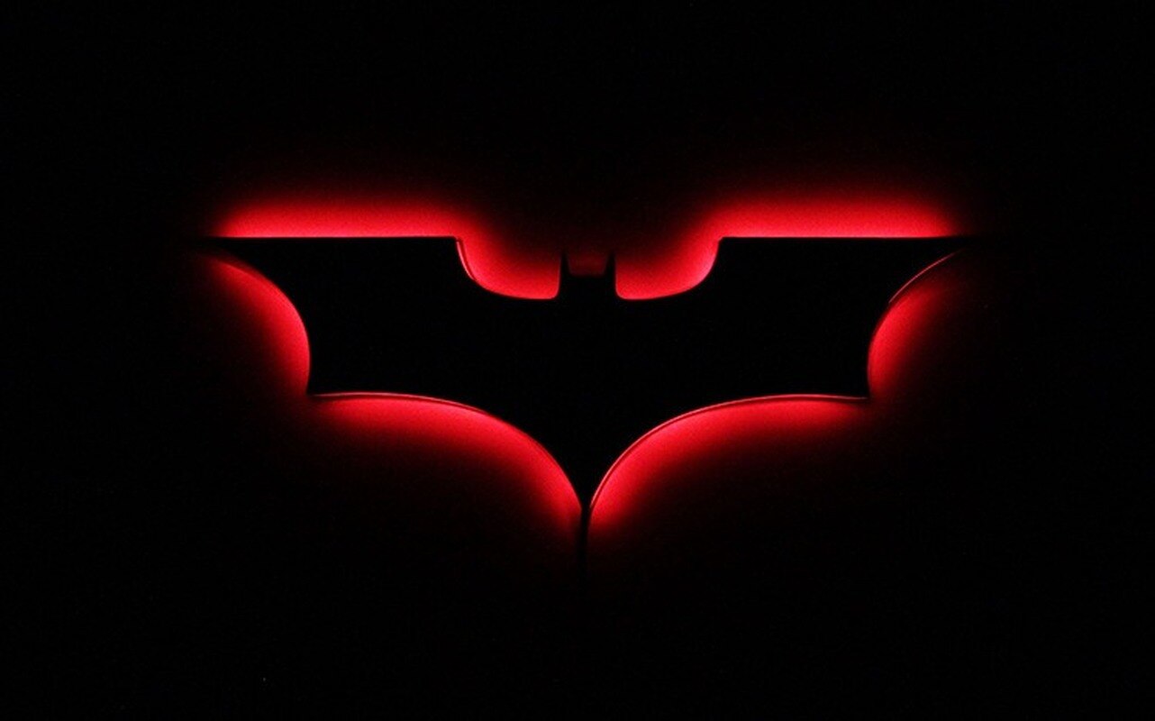 LumiDark – Iconic Batman Wall Lamp