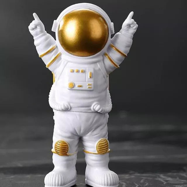 Norwegian Astronaut Figurine Made of Resin - Educational Toy and Decoration for Children (7-9 cm high)