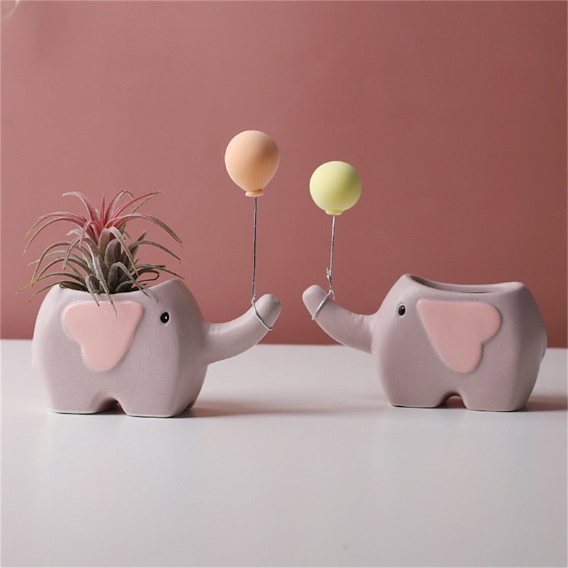 Ceramic Flower Pot in Creative Flower and Animal Shapes - Fun for Indoor and Balcony Use