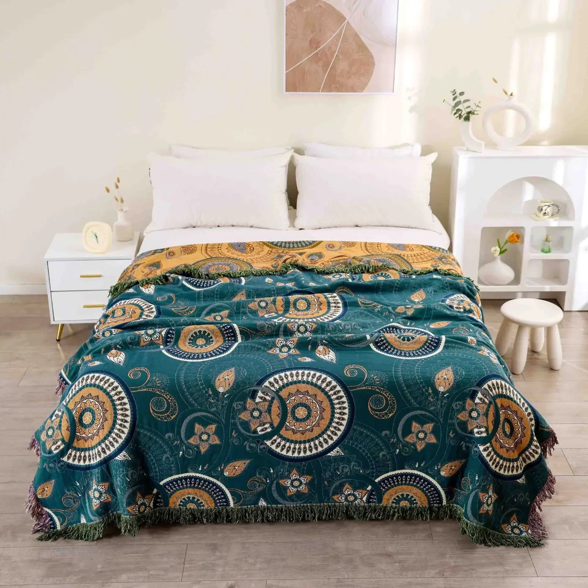 Soft Cotton Blanket - Comfortable Bedspread for Bedroom and Sofa