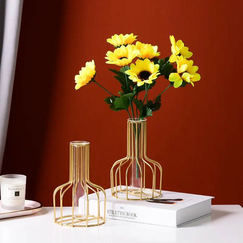 Scandinavian Gold Iron Vase with Glass Container - Minimalist Design for Dried Flowers and Plants (15x10 cm)