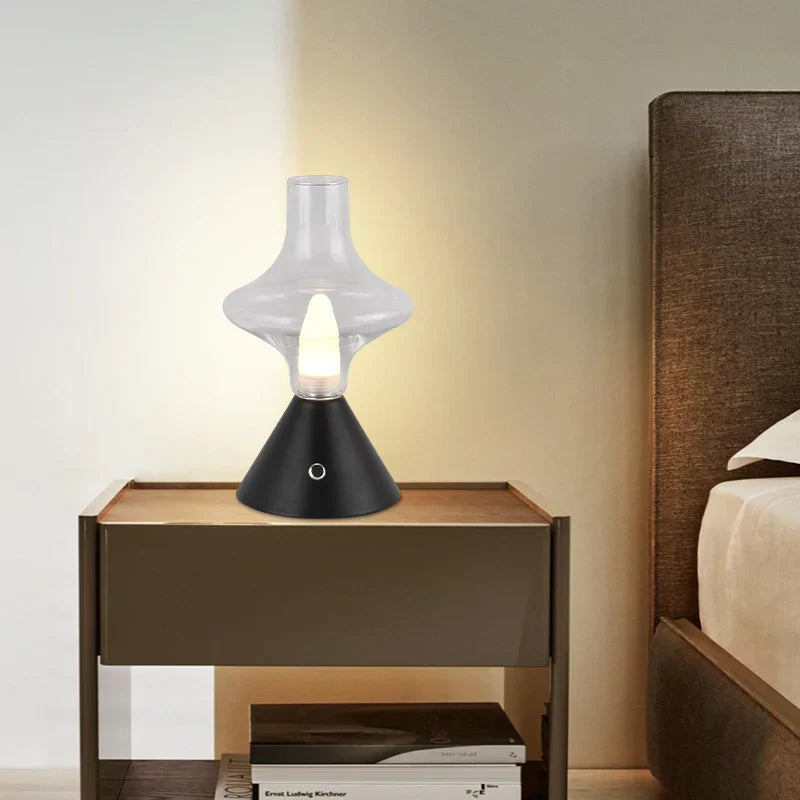 Retro table lamp with LED lighting and touch switch - Atmospheric and rechargeable design for the bedroom