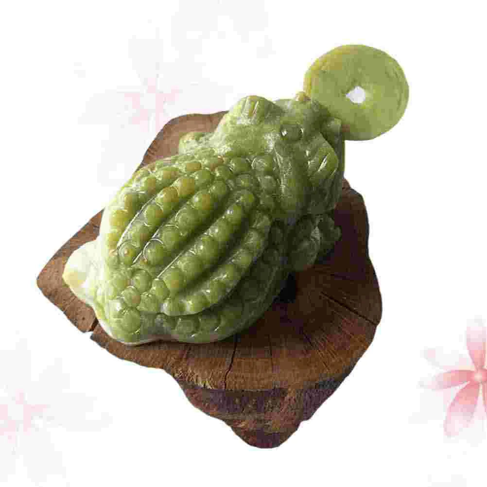 Green Lucky Frog Figurine - Resin Decoration for Desk or Living Room (8.2 x 5.1 x 4 cm)