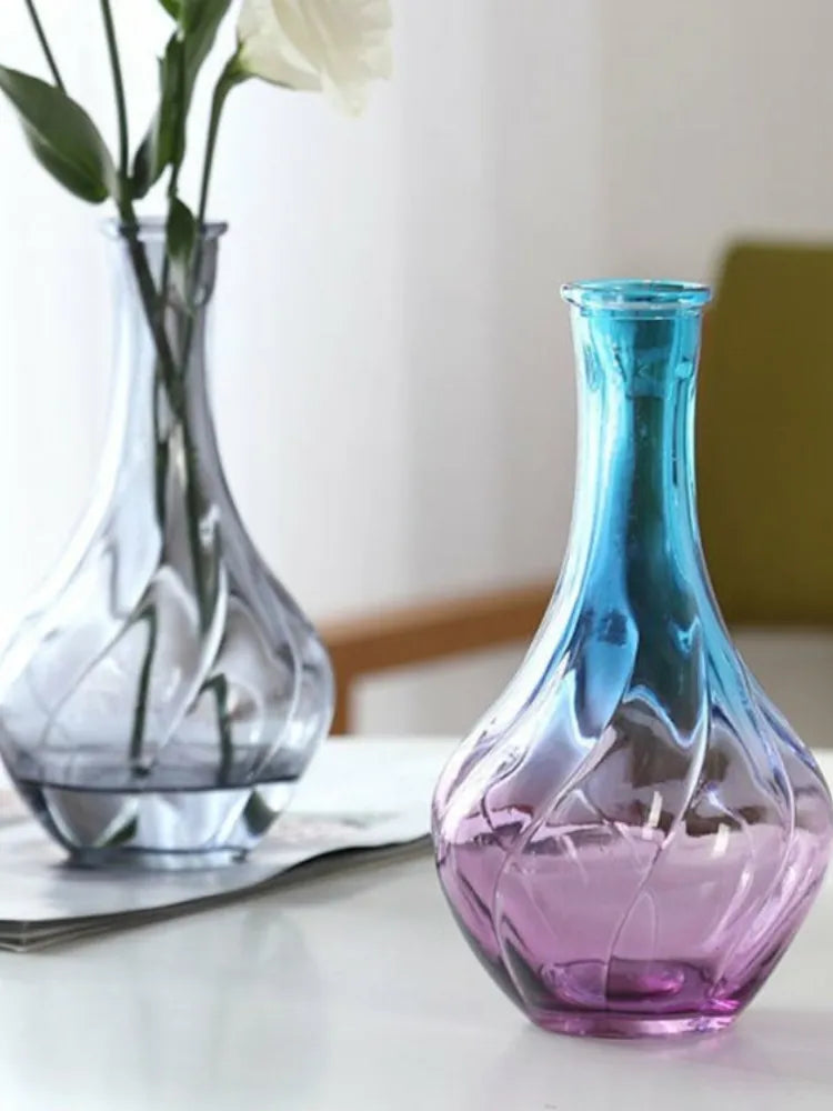 Ilvani Norwegian Vase – Modern Elegance for Stylish Flower Arrangements