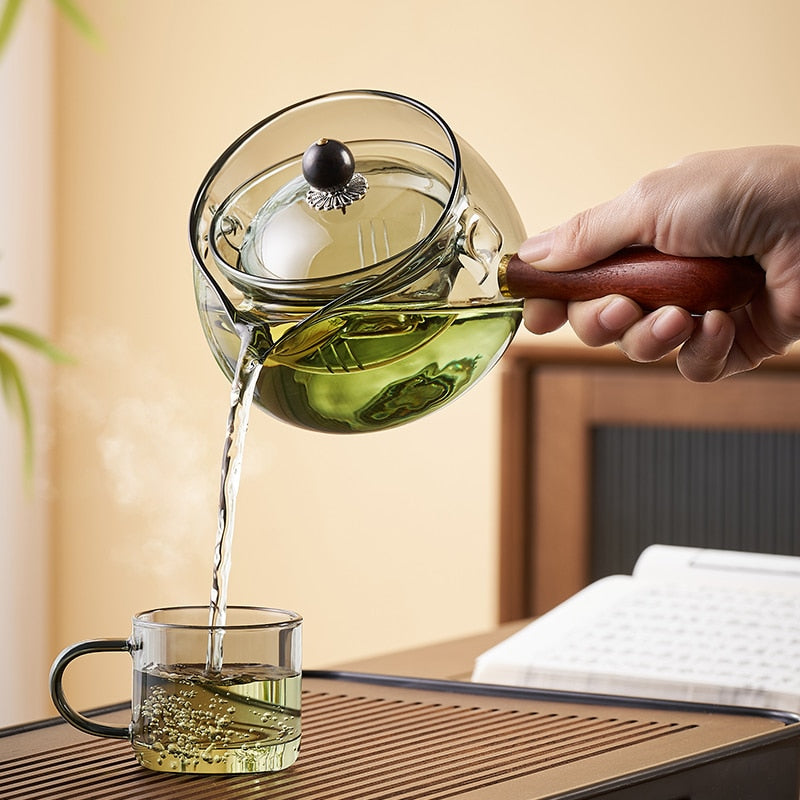 Transparent Glass Teapot with Wooden Handle - Norwegian Design, Heat-Resistant Glass, 540 ml Capacity