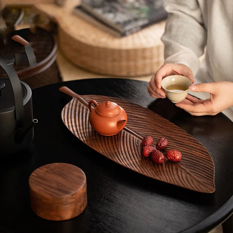 LeafLuxe - Walnut Wood Leaf Plate for Stylish Serving