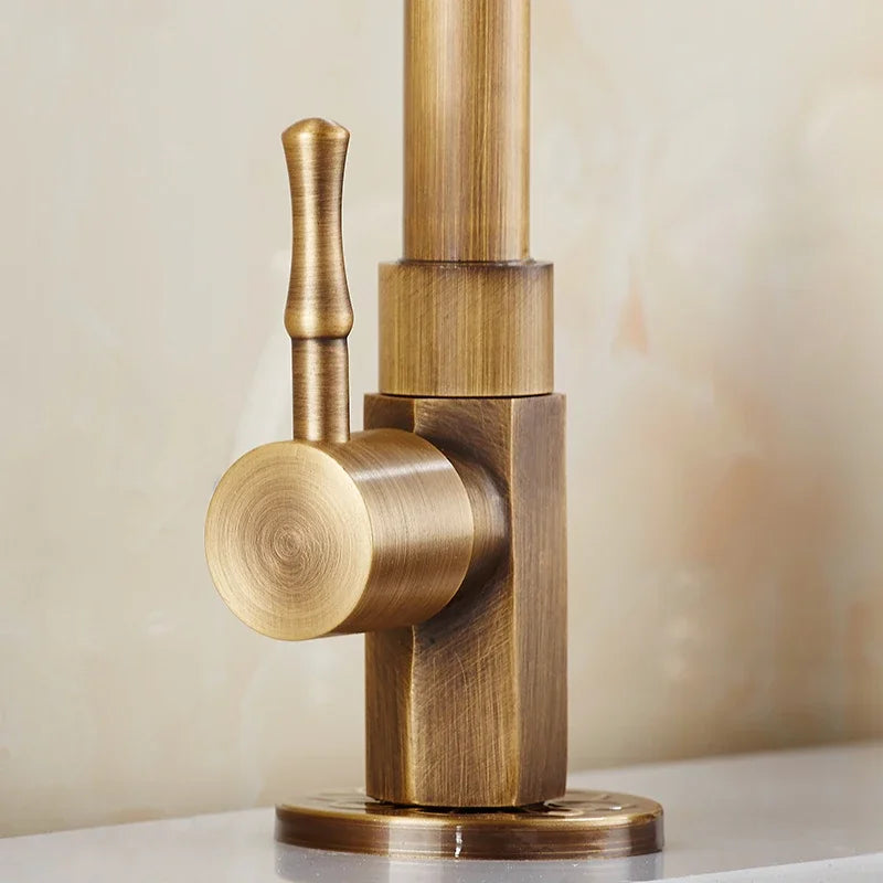 AquaLuxe - Elegant Brass Kitchen Tap | Classic Design