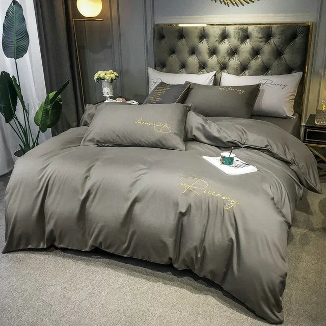 LUXAR - Stylish and Refined Duvet Cover