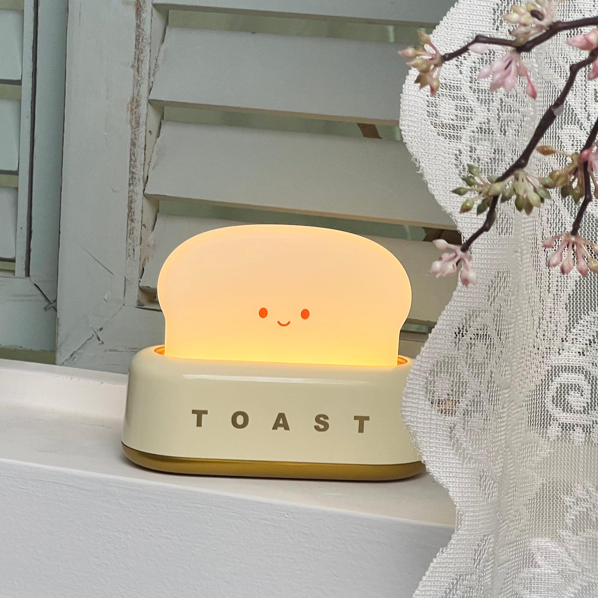 LumaNest - Toaster Design Table Lamp (with built-in battery)