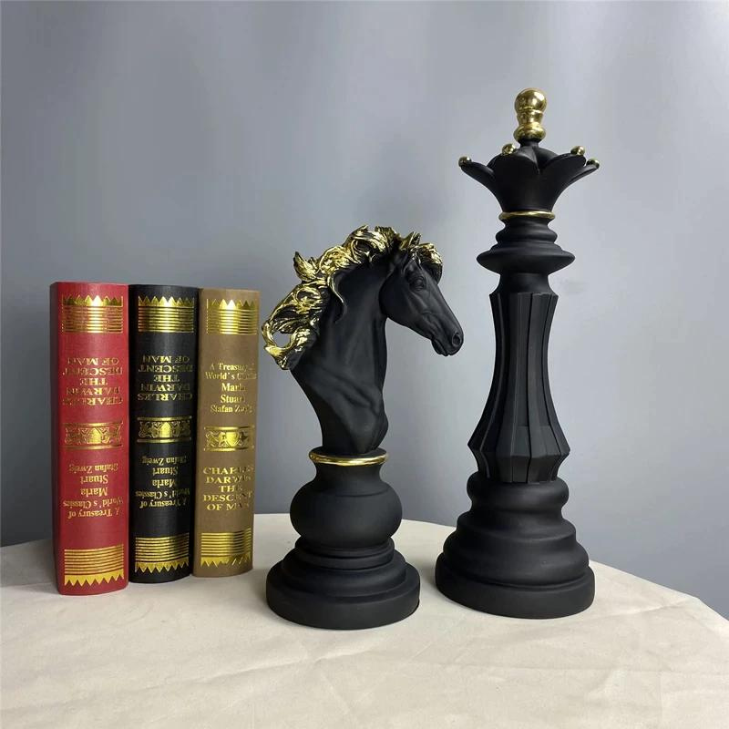 Luxury Chess Decoration - Stylish Artwork for an Elegant Interior