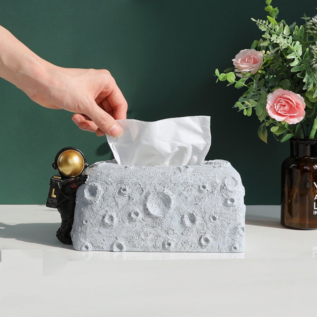 Astronaut Tissue Box Holder – Space Décor for Small and Large Tissues