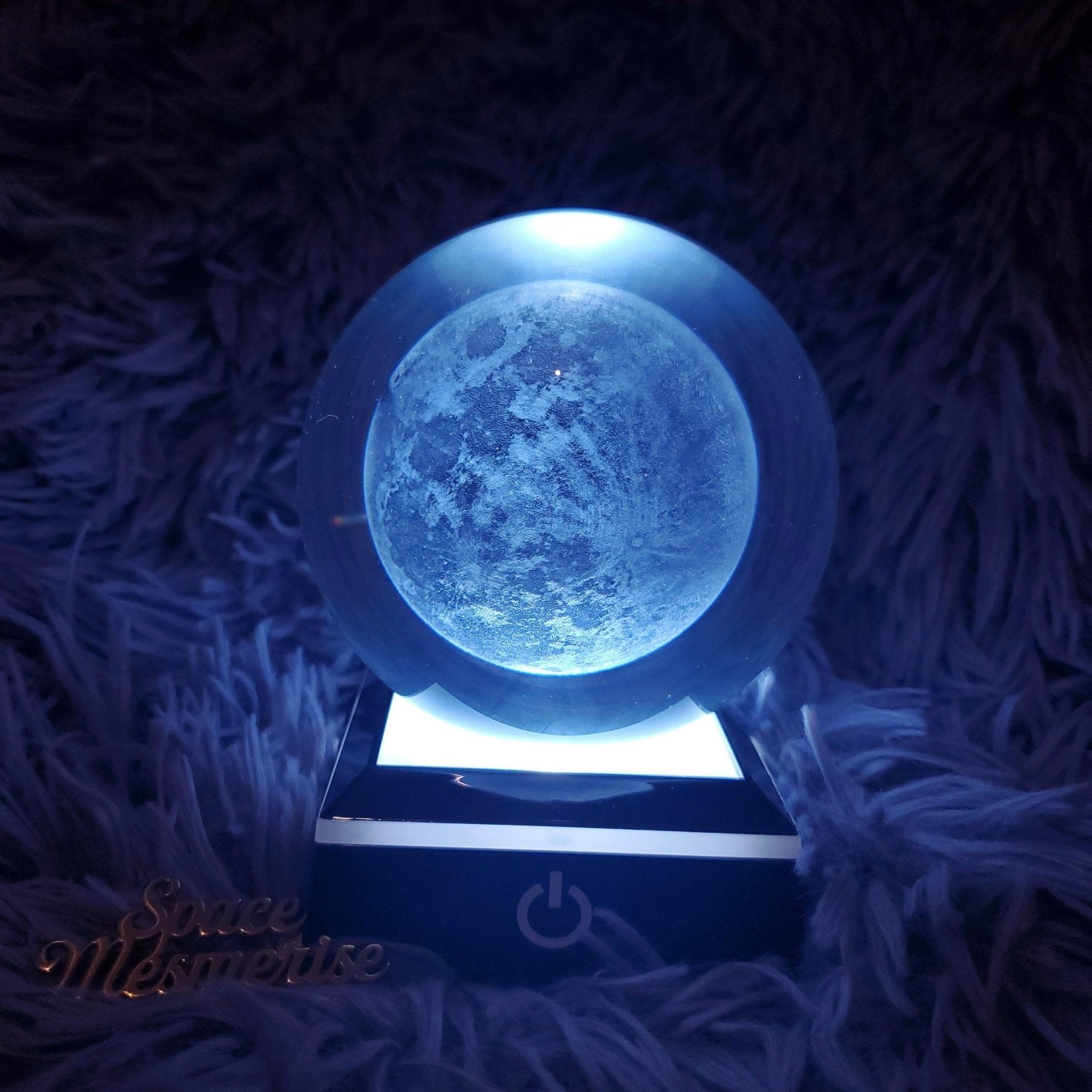 Glass Moon Lamp with LED Lighting – Changing Colours and Ambient Light