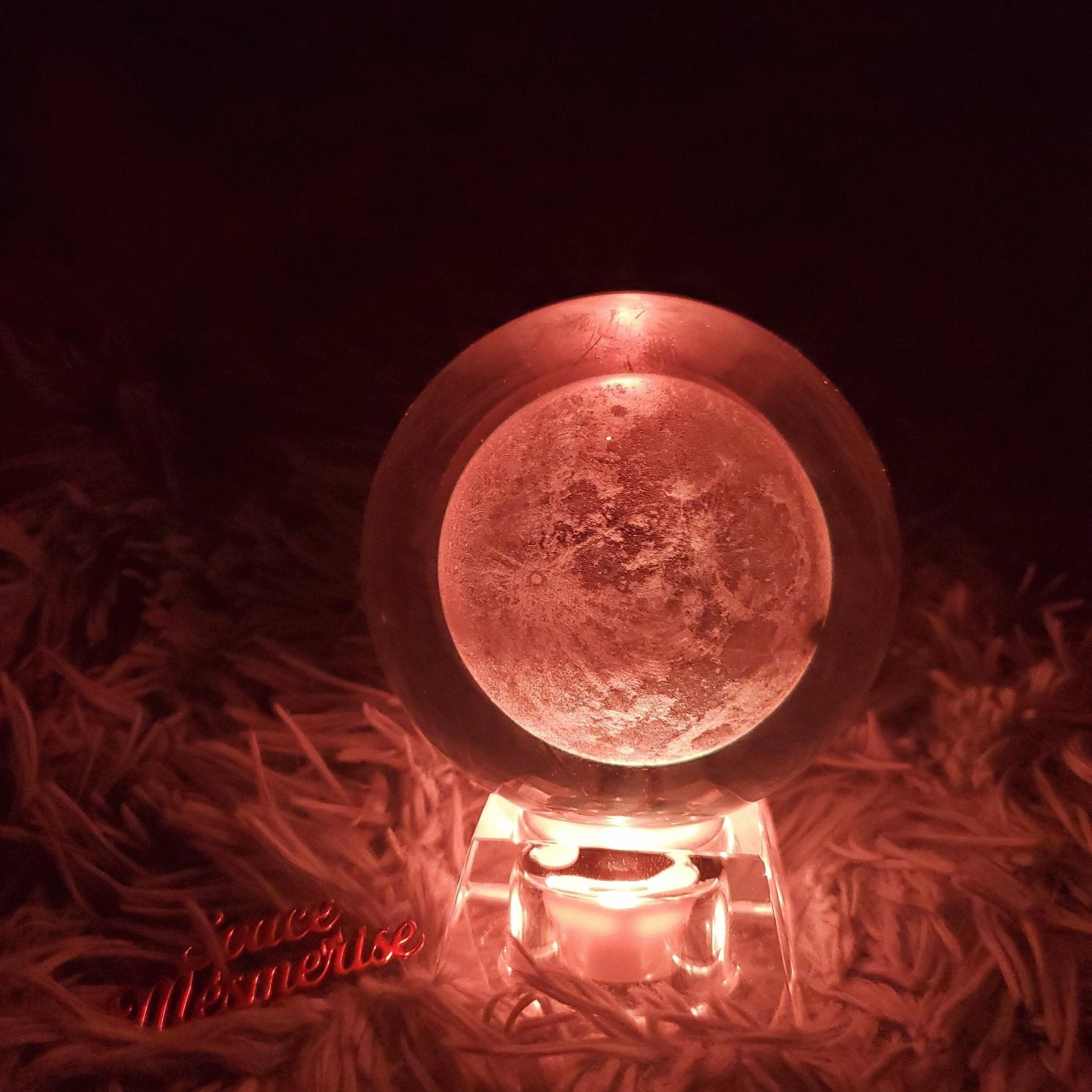 Glass Moon Lamp with LED Lighting – Changing Colours and Ambient Light