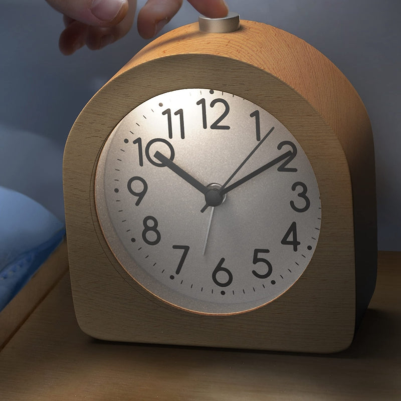 Silent Table Clock - Elegant and Precise Timekeeping - For Tranquil Spaces