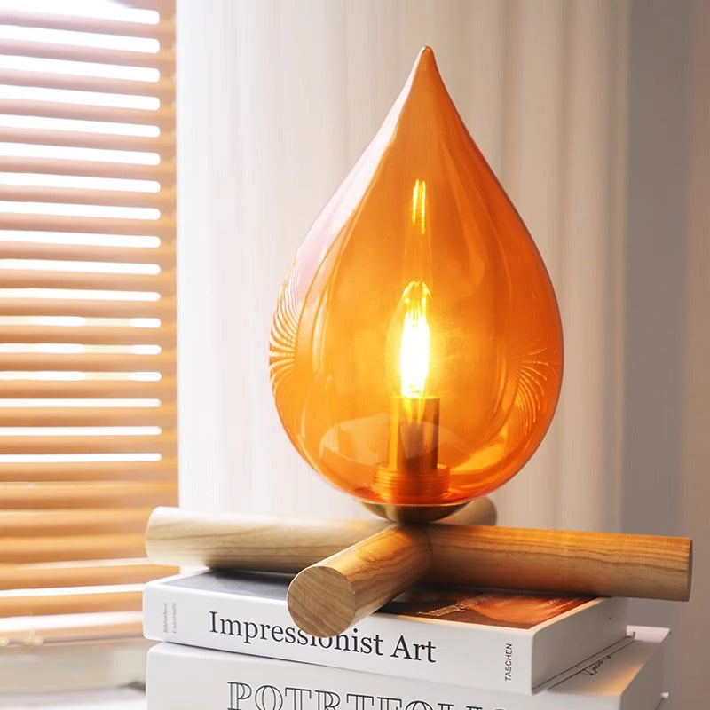 EmberFlicker - Retro Lamp with Flickering Flame Effect