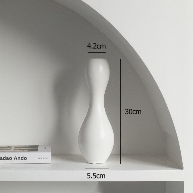 Velura White Ceramic Vase – Elegant Décor Piece for Sophisticated Flower Arrangements