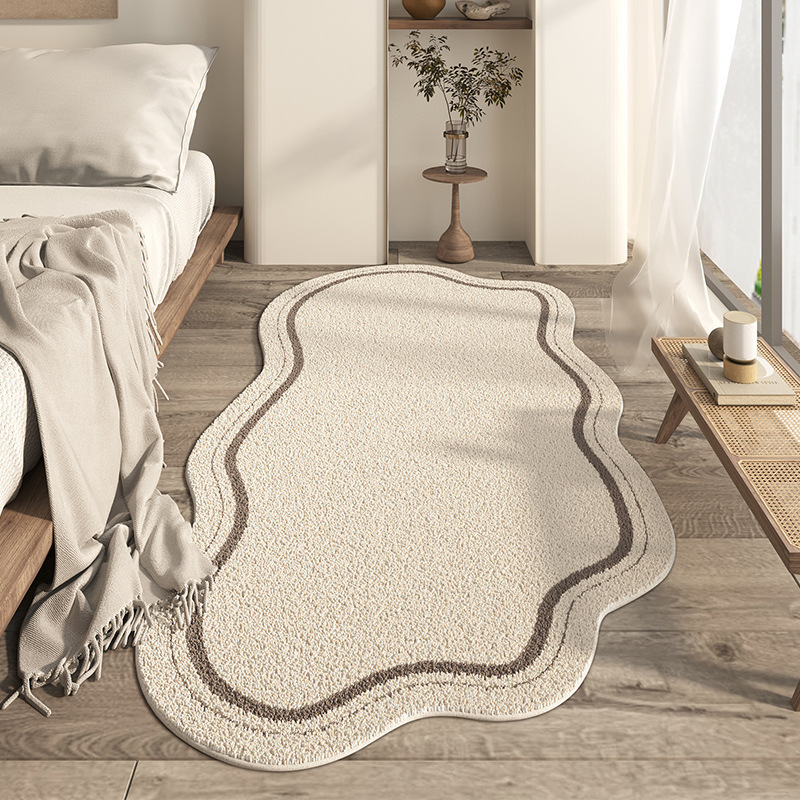 SoleilLuxe: Monochrome rug with a luxurious appearance